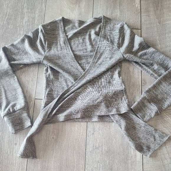 NVGT cross crop top long sleeve - Picture 3 of 3